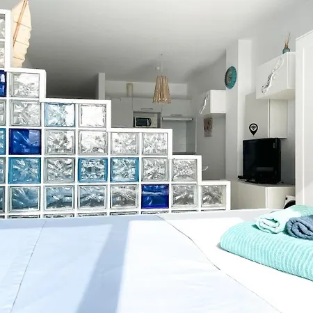 Apartment Blue Loft En Main Street By Rentalfue *