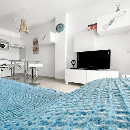 Apartment Blue Loft En Main Street By Rentalfue *