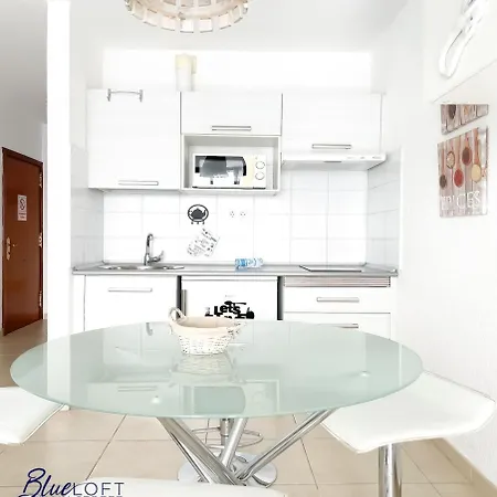 Blue Loft En Main Street By Rentalfue *